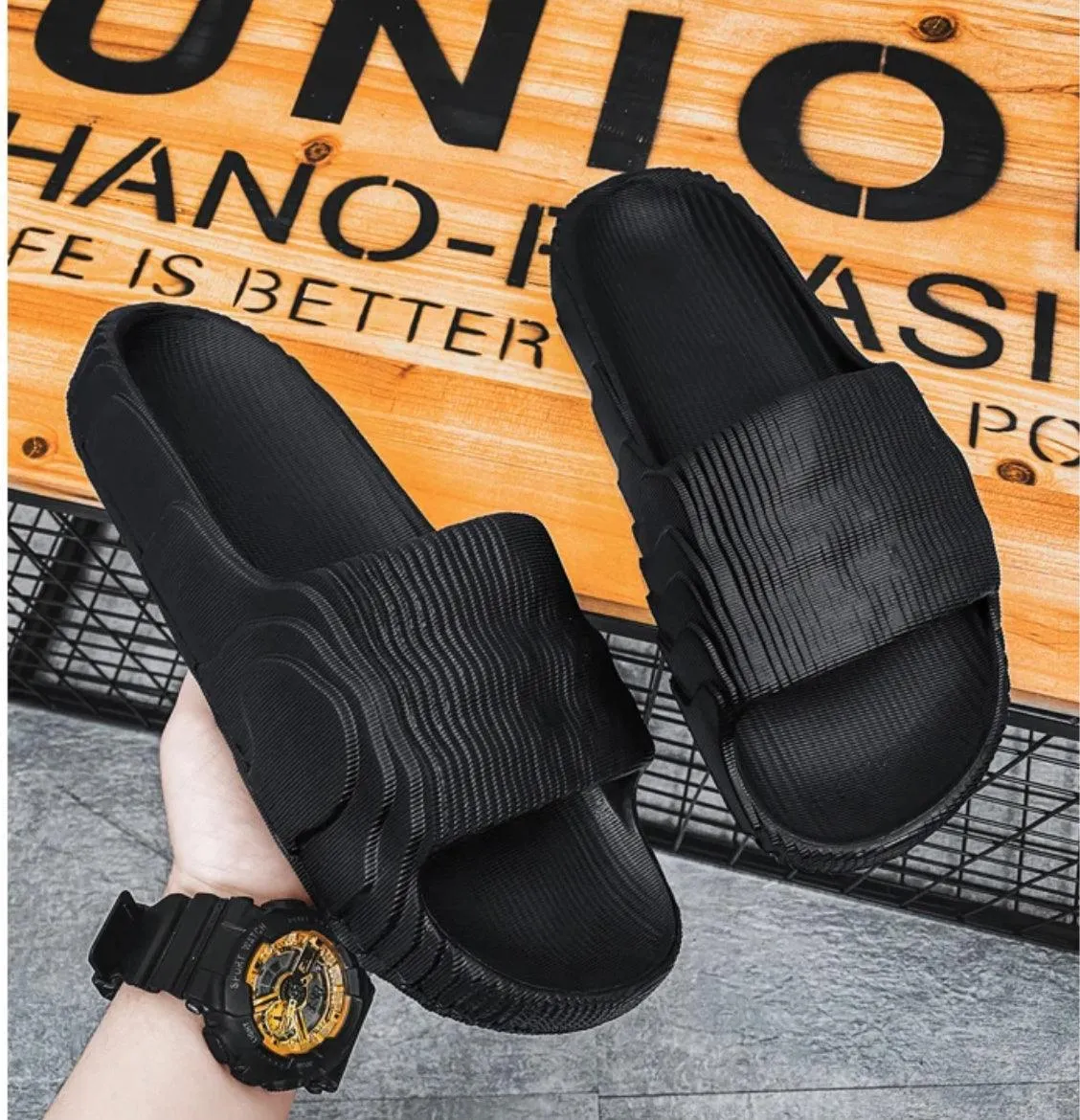 002 SOFI BLACK