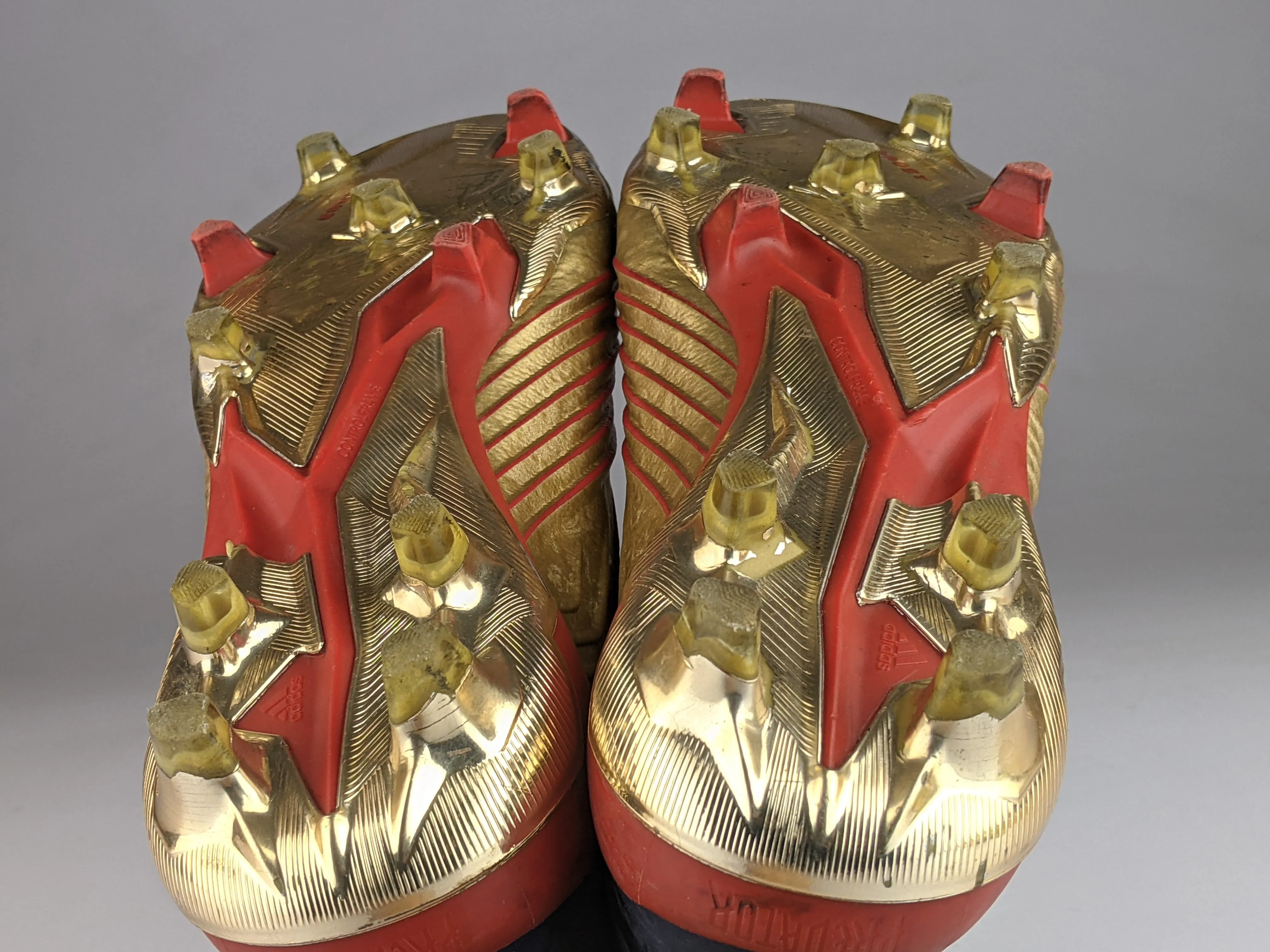 adidas Predator 19  ZIDANE/BECKHAM Icon FG/AG - Gold Metallic/Silver Metallic/Navy LIMITED EDITION