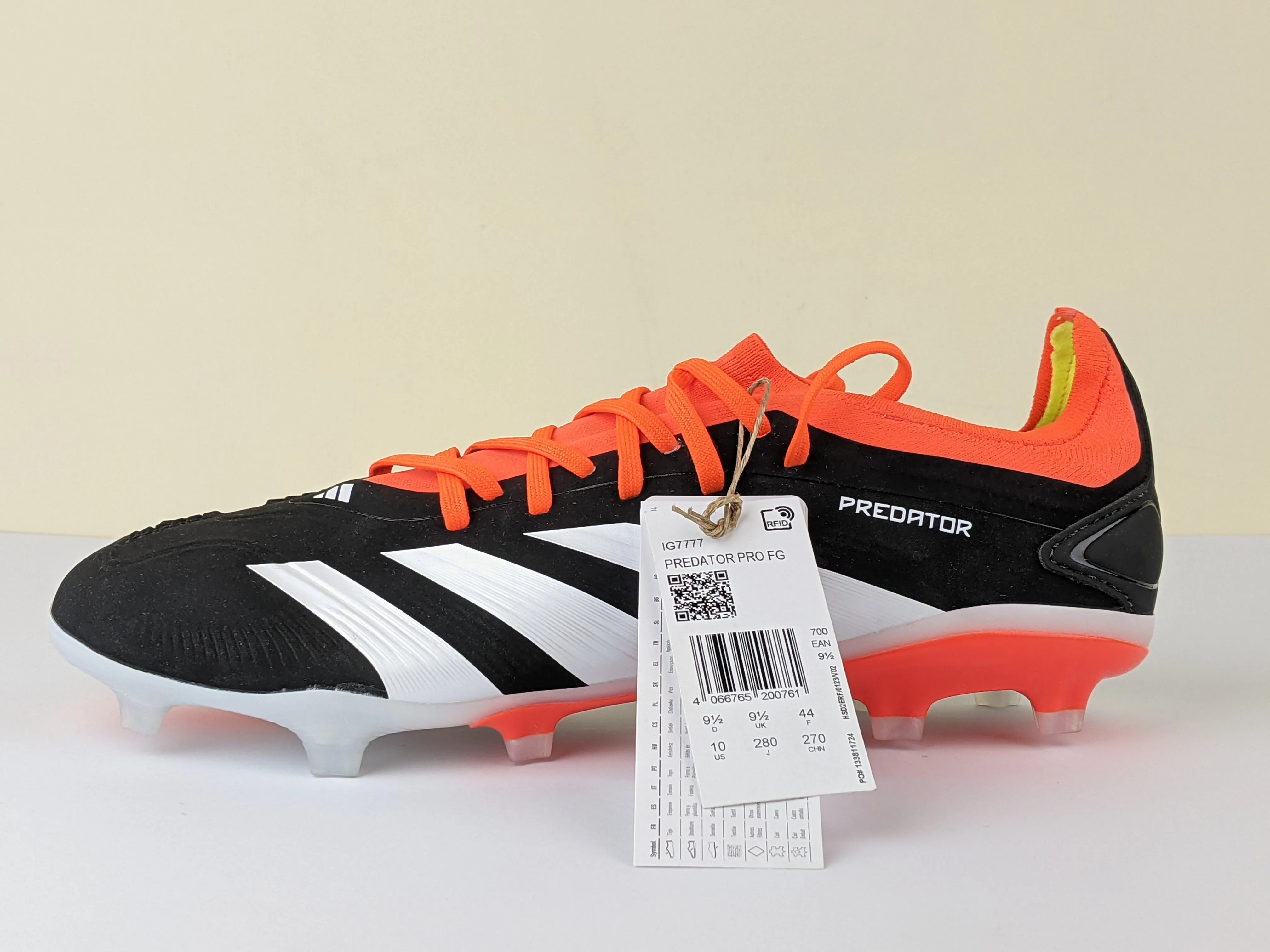 adidas Predator Pro FG Solar Energy - Core Black/Footwear White/Solar Red