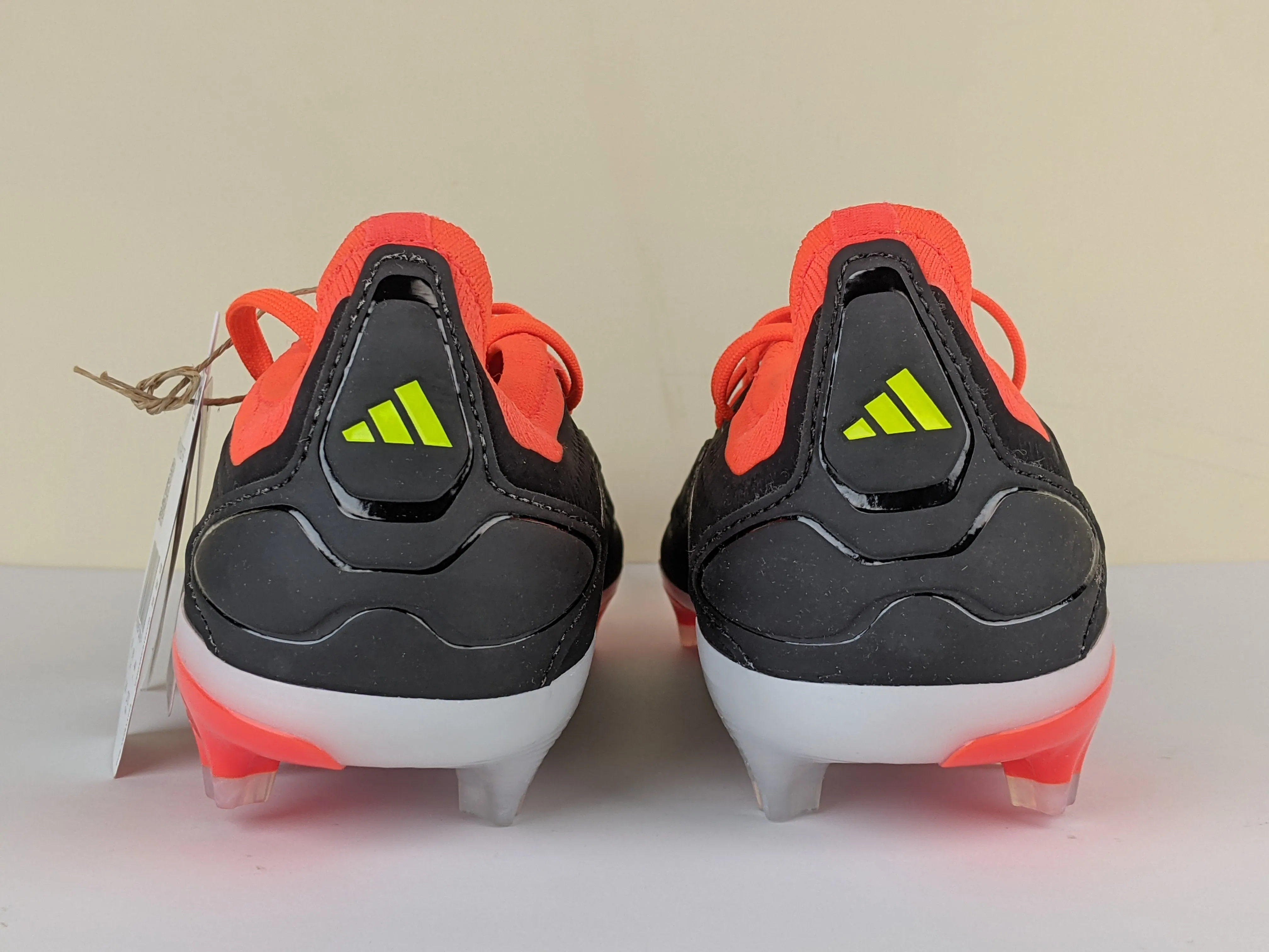 adidas Predator Pro FG Solar Energy - Core Black/Footwear White/Solar Red