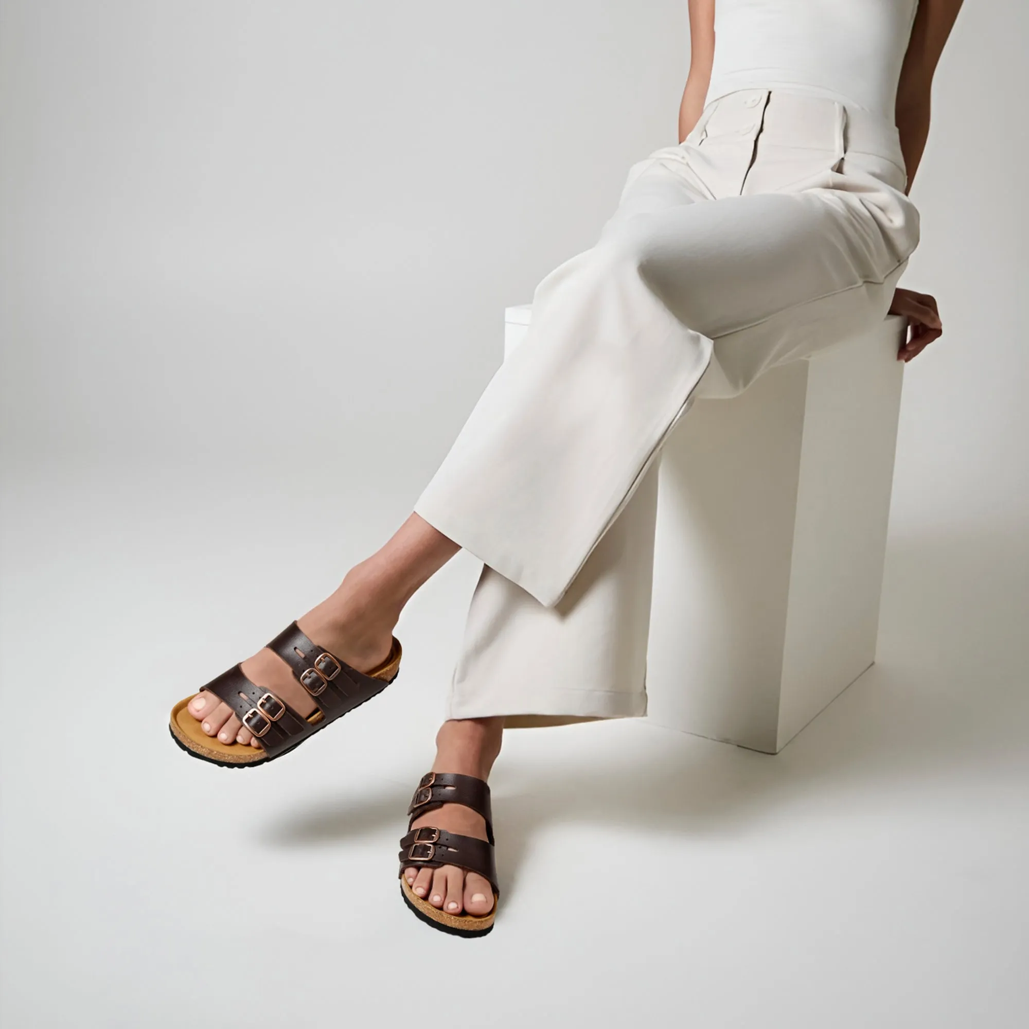 Aerothotic- Willow Footbed Double Straps with Adjustable Buckle Slip on For Women