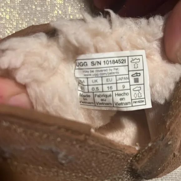 Baby UGG little boots