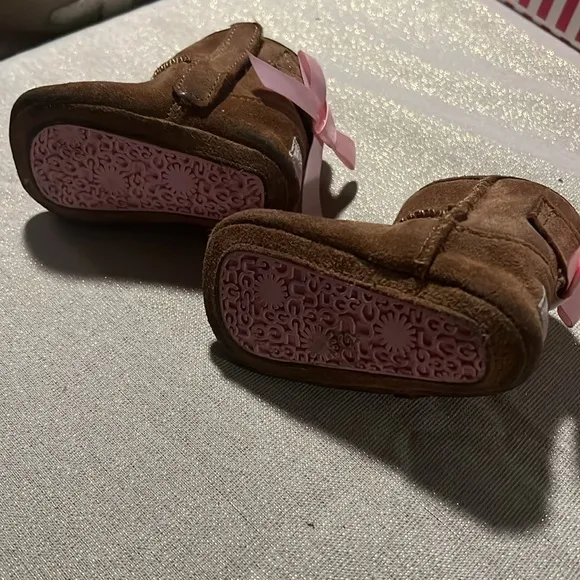Baby UGG little boots