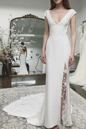 Beach Wedding Dress Cap Sleeves Appliques Backless Lace Bridal Dresses TN199