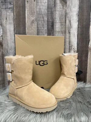Boots Designer By Ugg In Brown, Size: 8