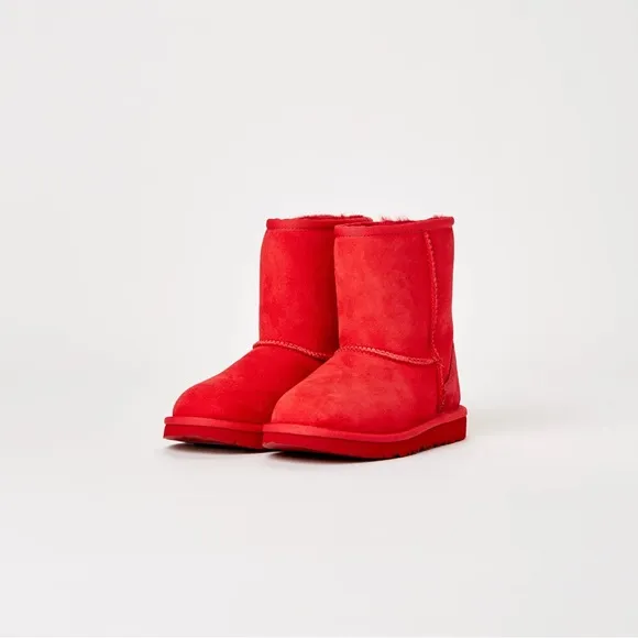 Brand New UGG Class II Boots Samba Red Big Kids