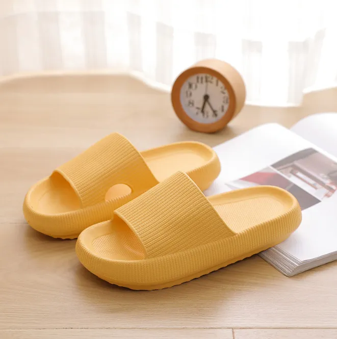 ComfySlides - All-Day Comfort