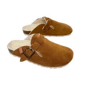 CozyFeet Slippers: Happy Light Brown Footwear for Ultimate Comfort