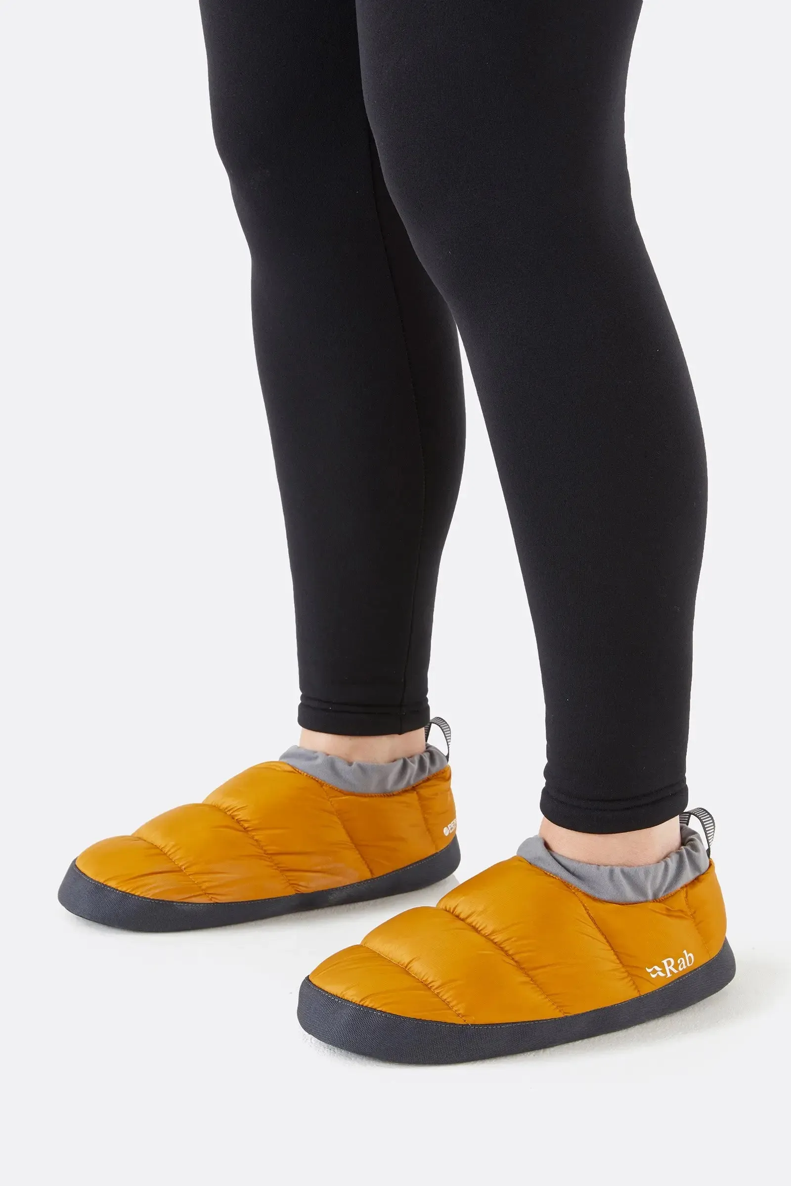 Down Hut Slipper (Unisex) - QAJ-03