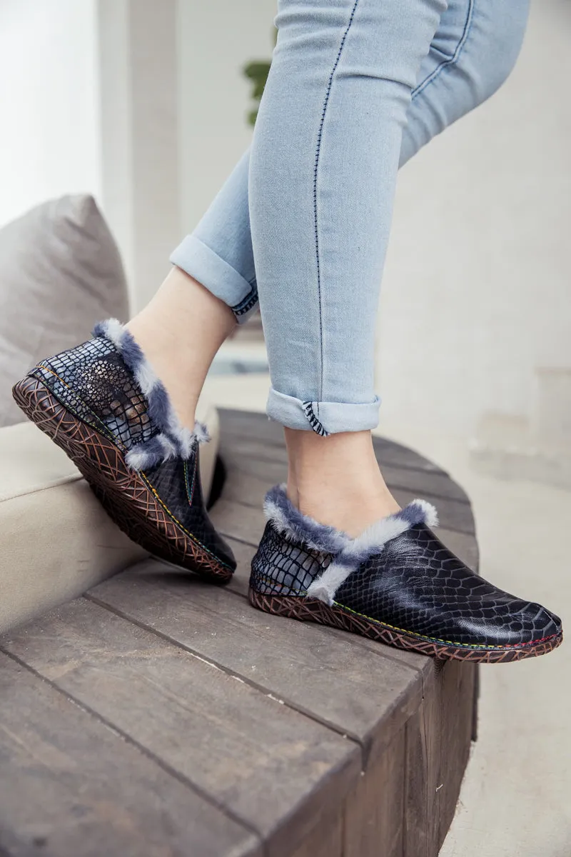 Fish Scales Embossed Woolen Lined Leather Loafer - Black