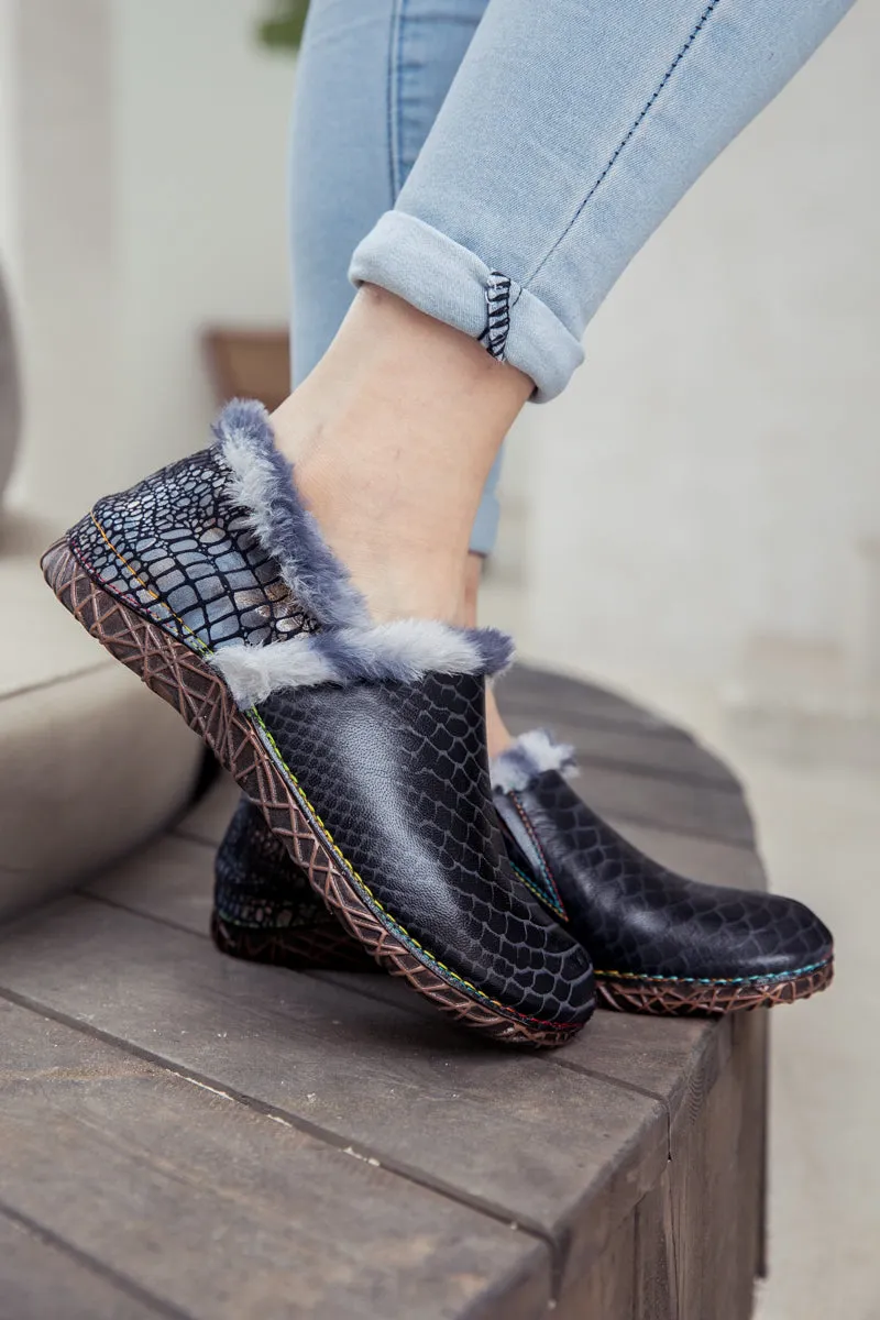 Fish Scales Embossed Woolen Lined Leather Loafer - Black
