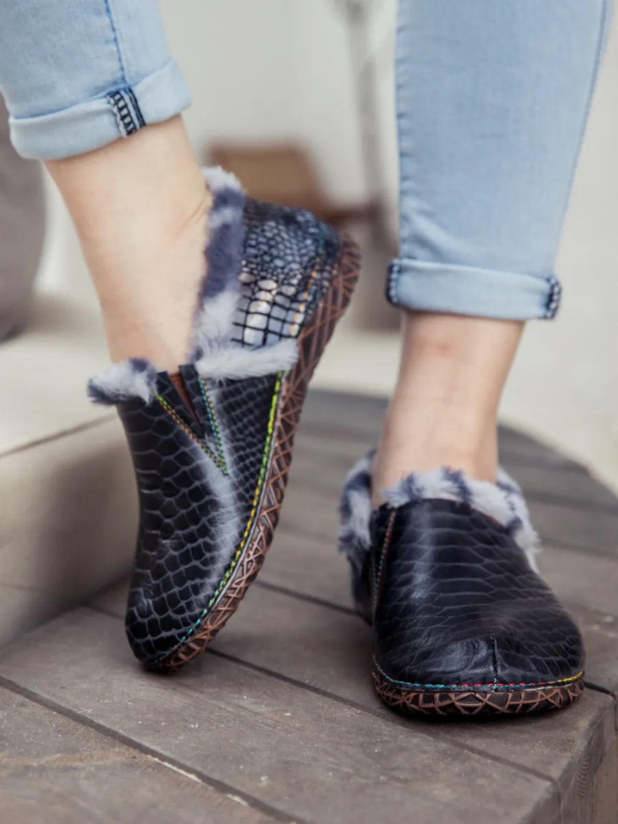 Fish Scales Embossed Woolen Lined Leather Loafer - Black