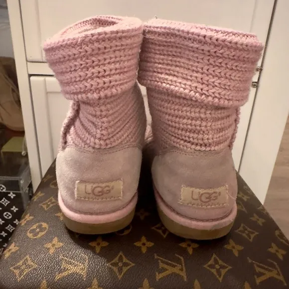 Girls Pink Knit Ugg Boots​