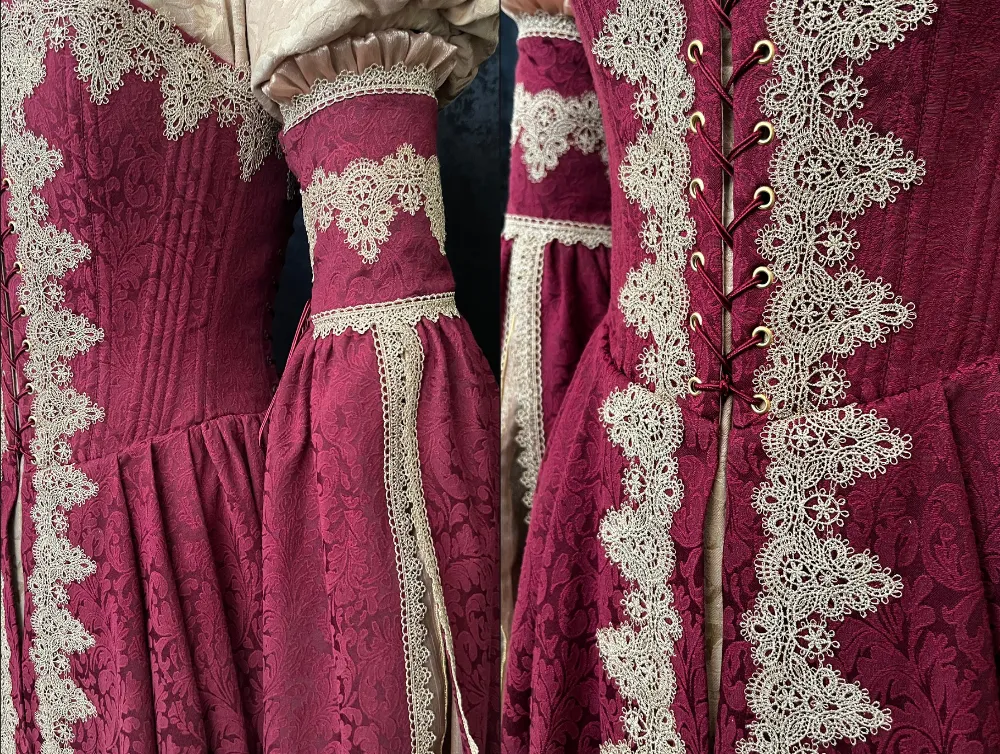 Italian renaissance courtesan dress