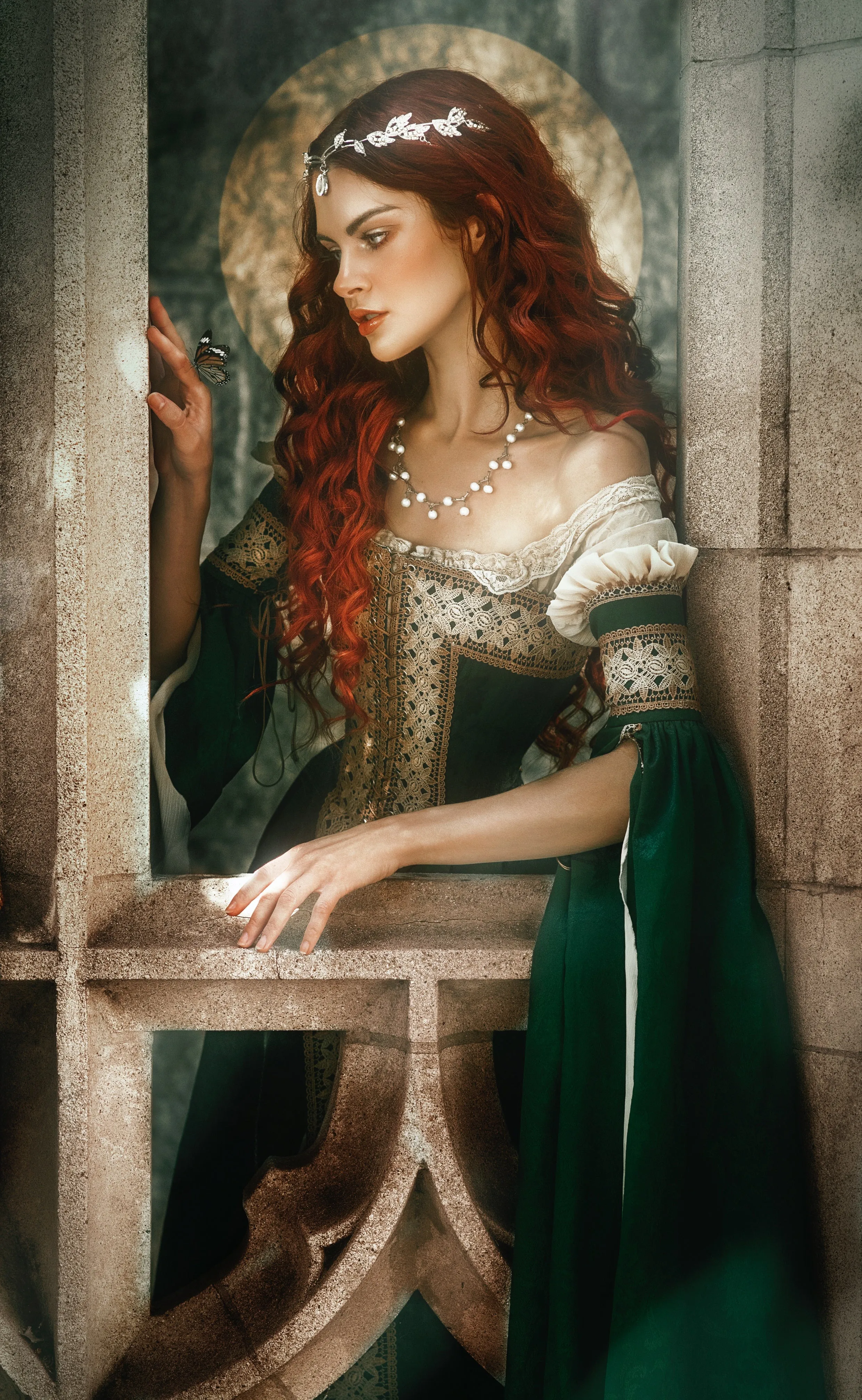 Italian renaissance courtesan dress