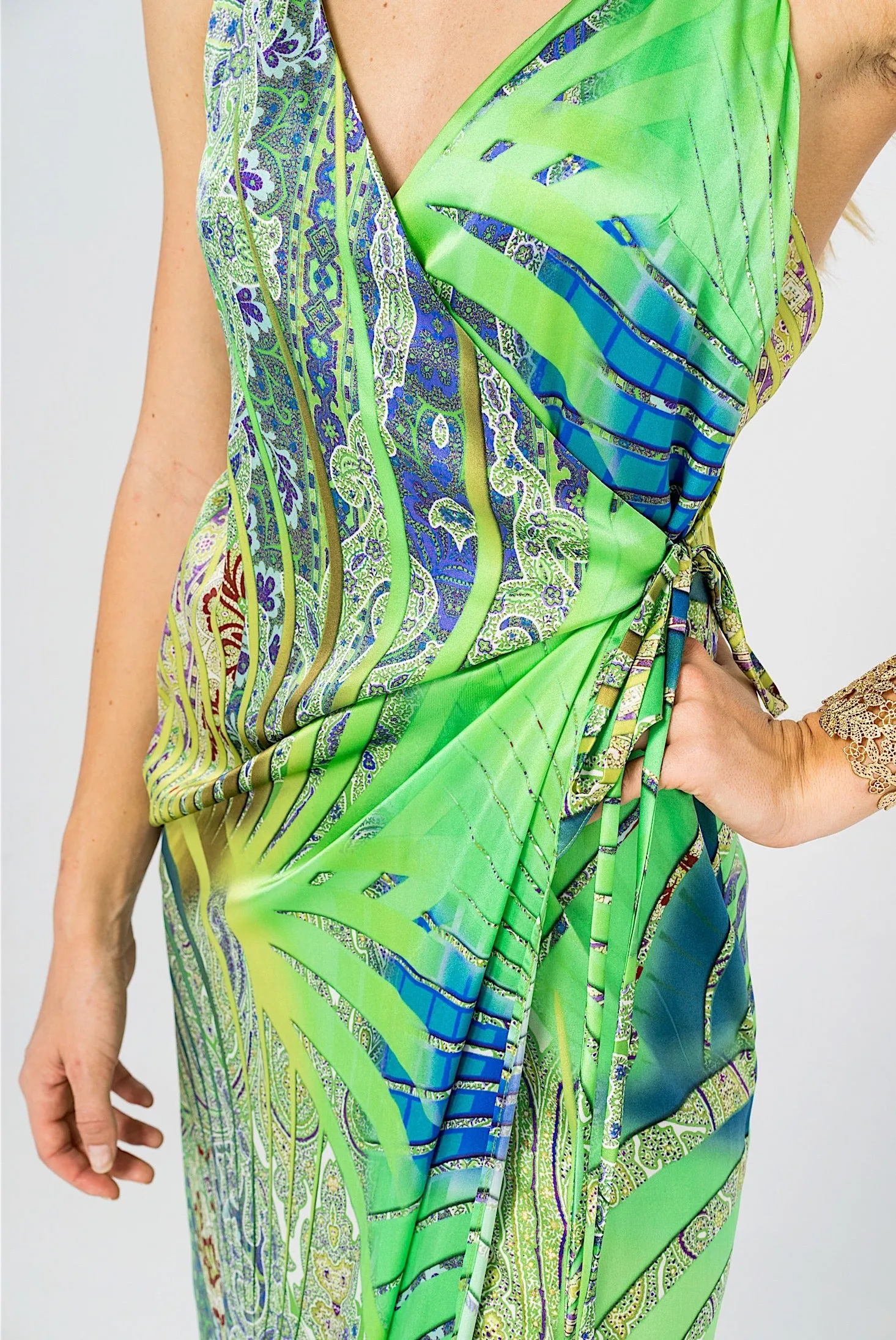 Jardin Wrap Dress - spring sophistication