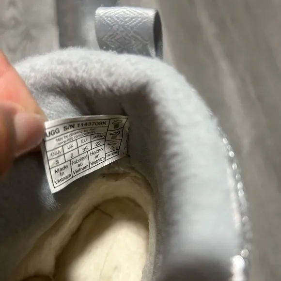 Kids Ugg Boots Silver Mirror