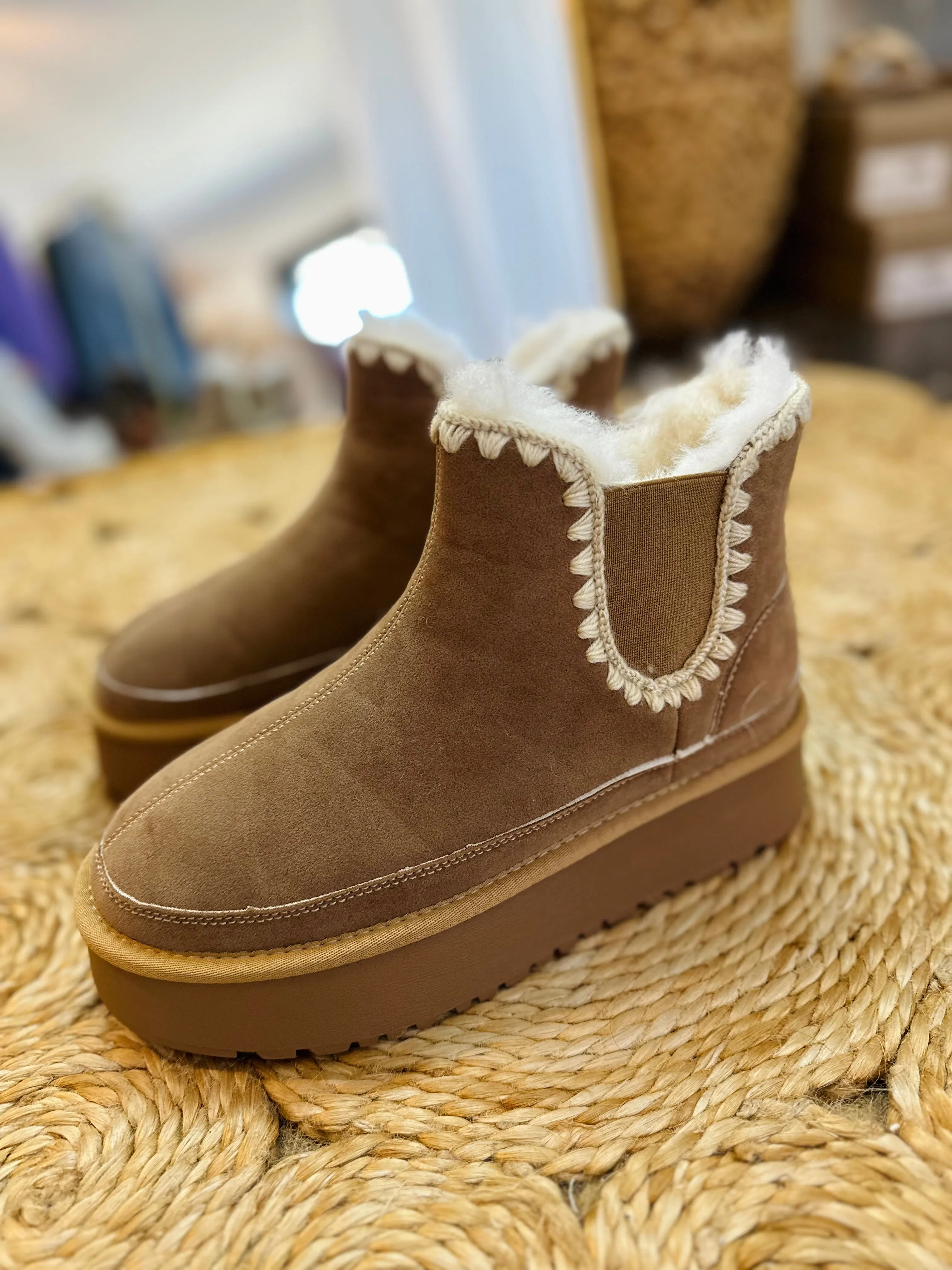 Lindsay- Platform Boots With Crochet Stitching