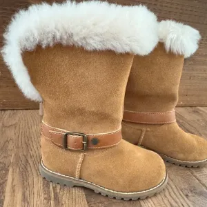 New UGG Nessa Suede Buckle Boots Chestnut Sheepskin Wool Size 7 Toddler Girls