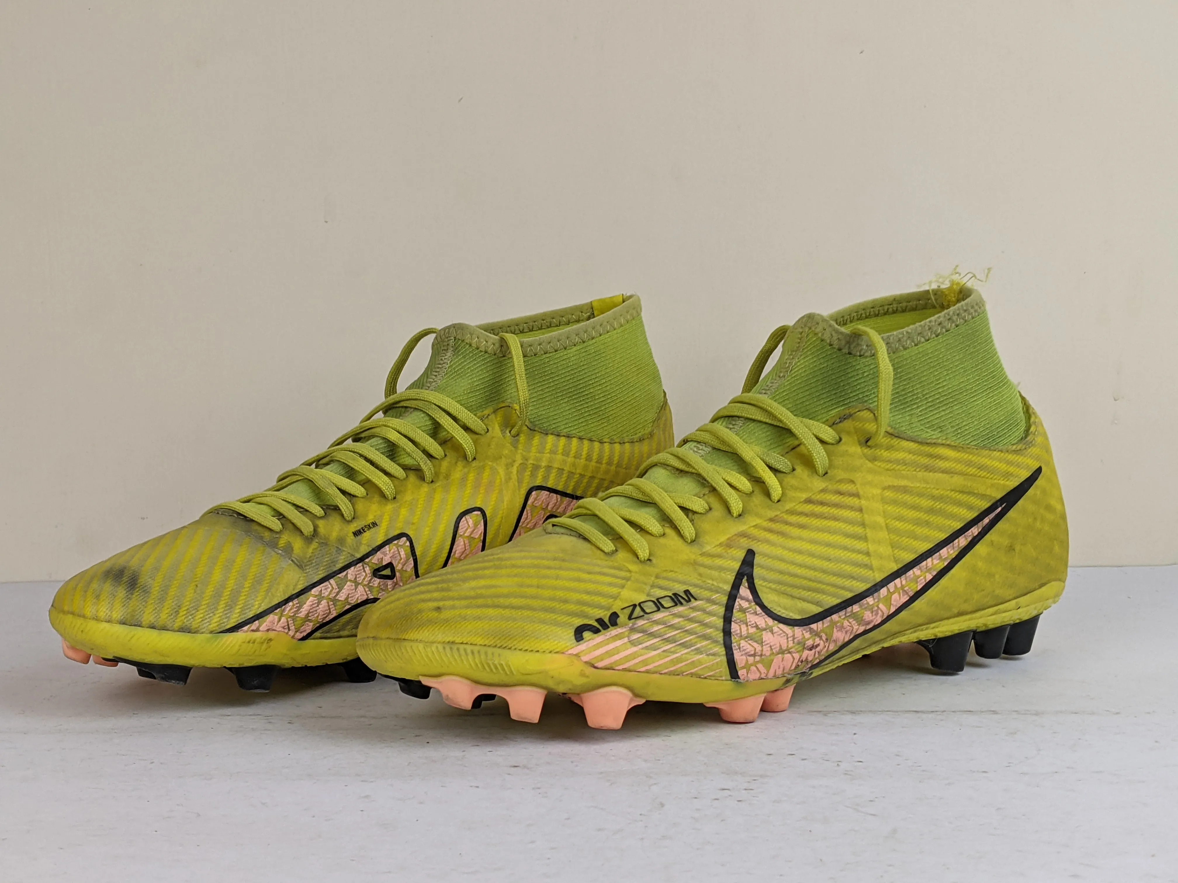Nike Air Zoom Mercurial Superfly 9 Academy AG Lucent - Yellow Strike/Sunset Glow