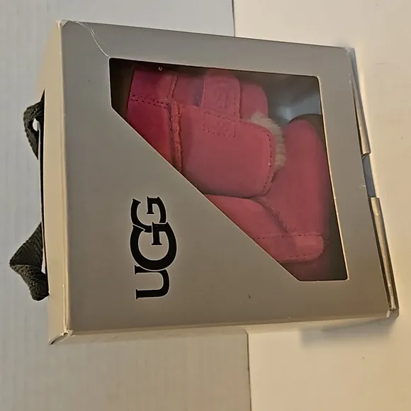 (NWB) INFANT UGG BOOTS