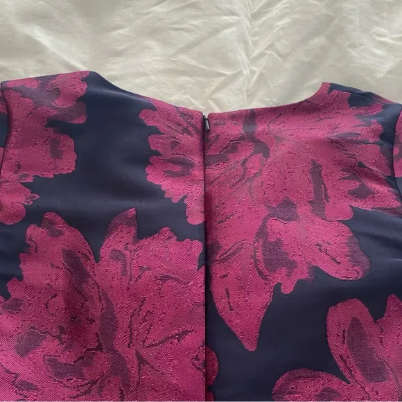 NWT Anthropologie Dress Hutch Floral Jacquard Berry and Navy, V- Neck Size 8