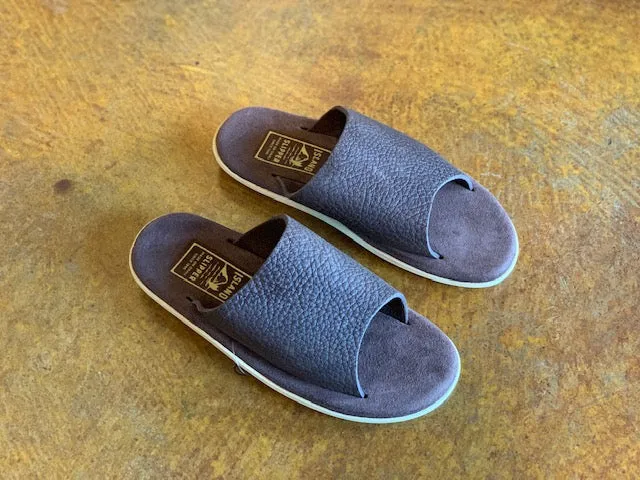 PBS705BH Island Slipper Bull Hide Slide Chocolate