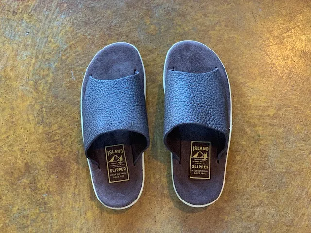 PBS705BH Island Slipper Bull Hide Slide Chocolate