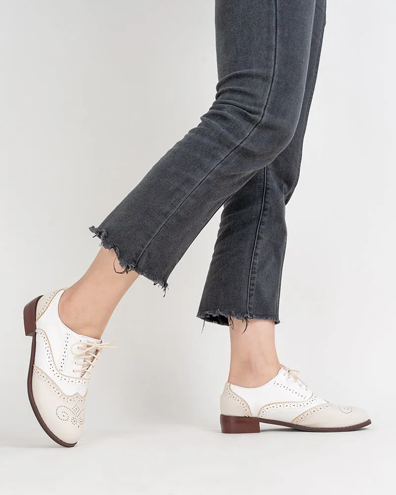 Perforated Lace-up Wingtip Leather Flat Oxfords