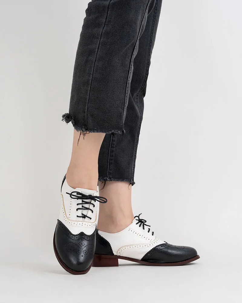 Perforated Lace-up Wingtip Leather Flat Oxfords