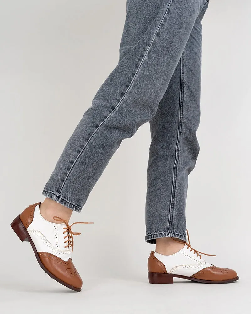 Perforated Lace-up Wingtip Leather Flat Oxfords