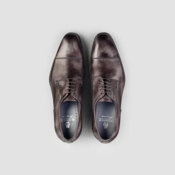 Pesaro Fumo Captoe Oxford