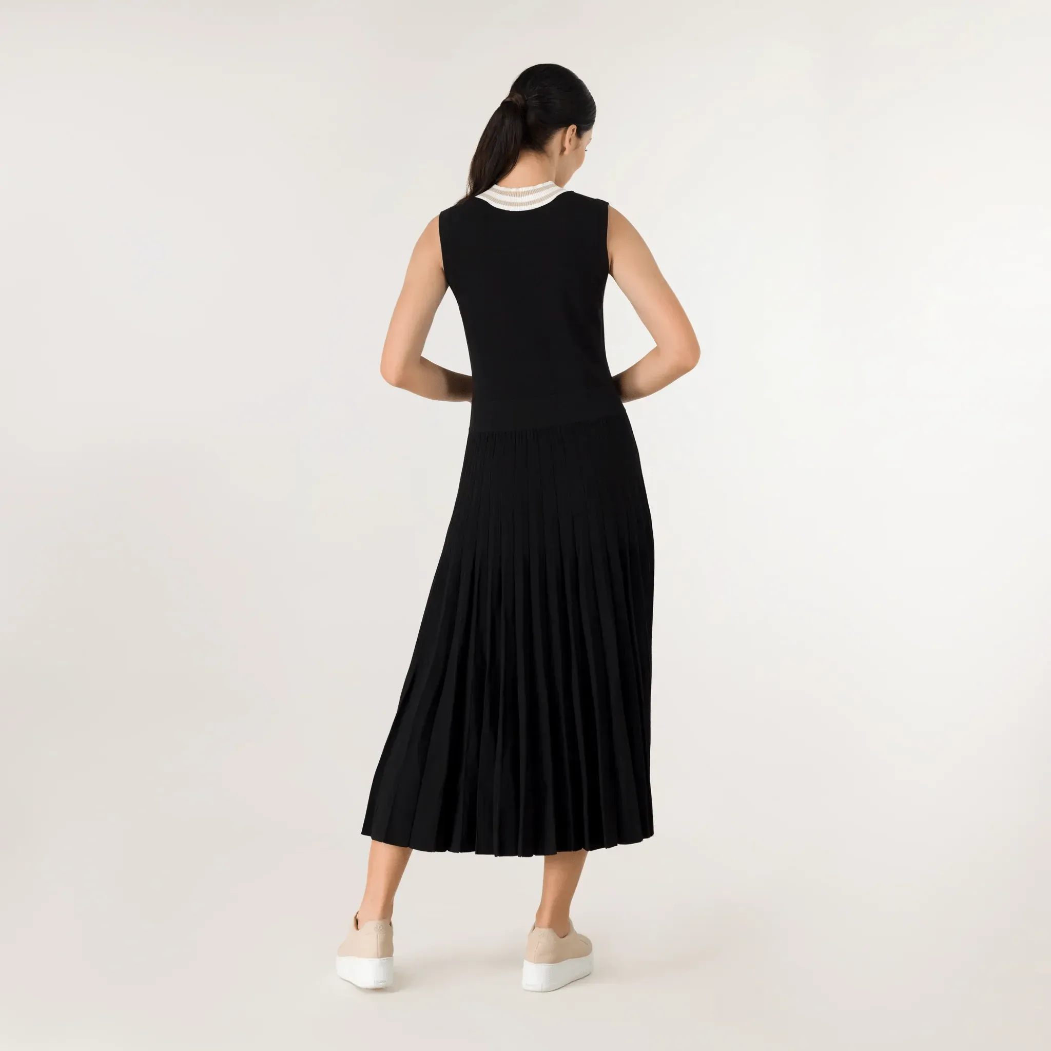 Pleated Knit Dress - SEASONAL BLACK
