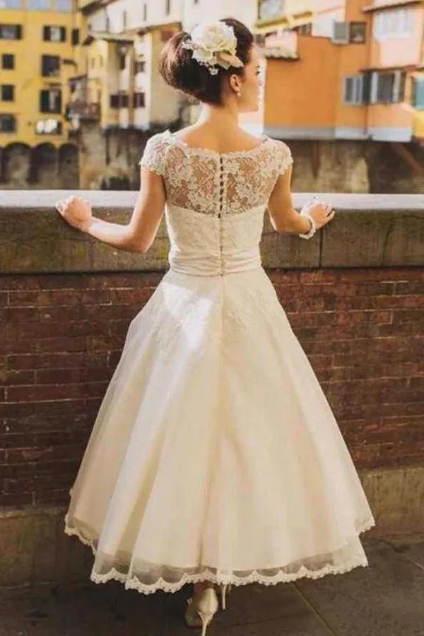 Princess Tea Length Lace Appliques Wedding Dresses With Flowers TN391