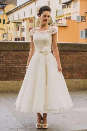Princess Tea Length Lace Appliques Wedding Dresses With Flowers TN391