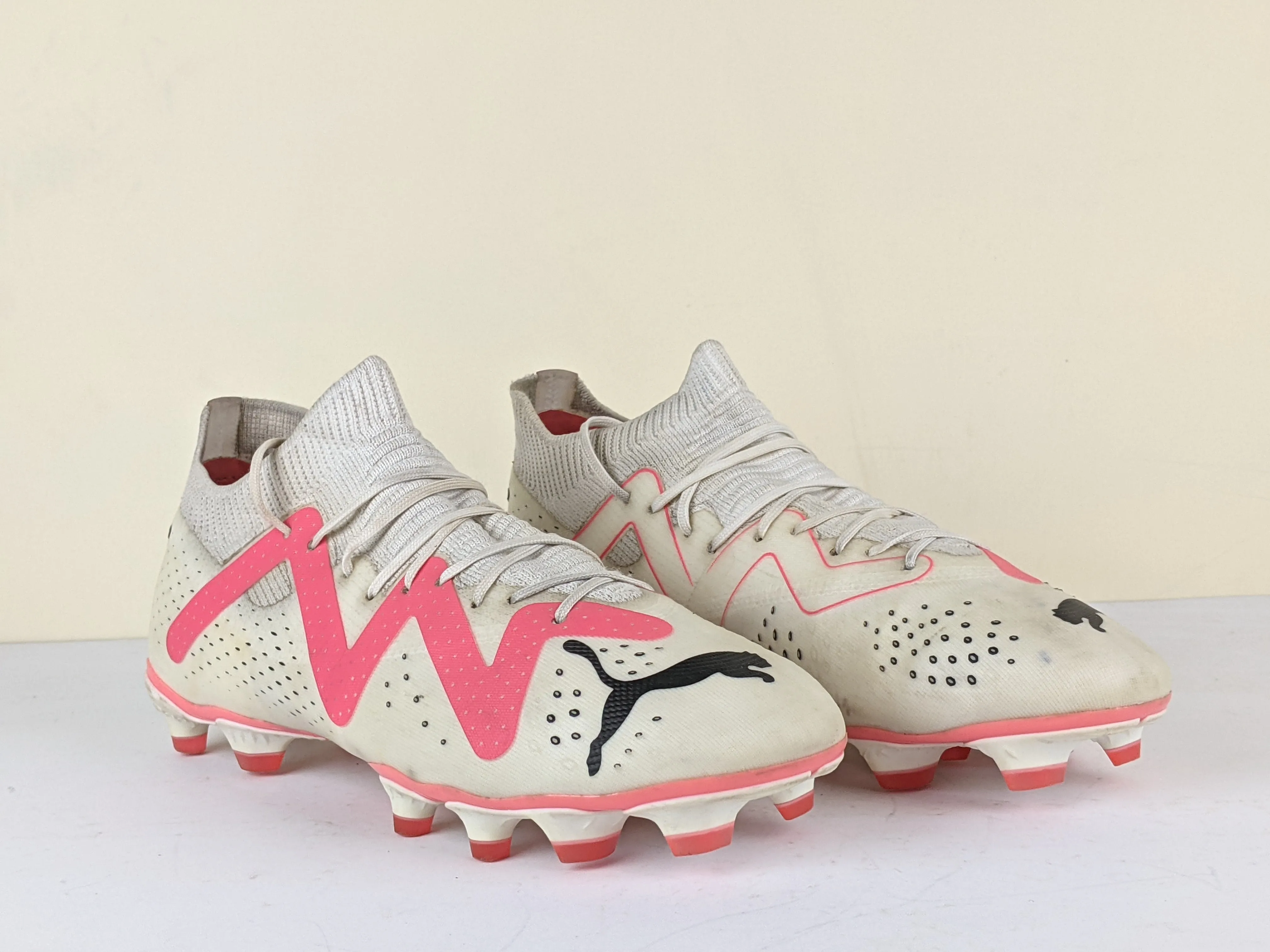 PUMA Future Match FG/AG Breakthrough - PUMA White/PUMA Black/Fire Orchid