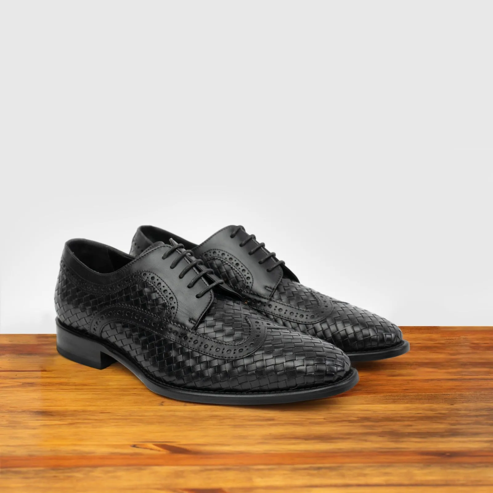Q979 Calzoleria Toscana Woven Wingtip