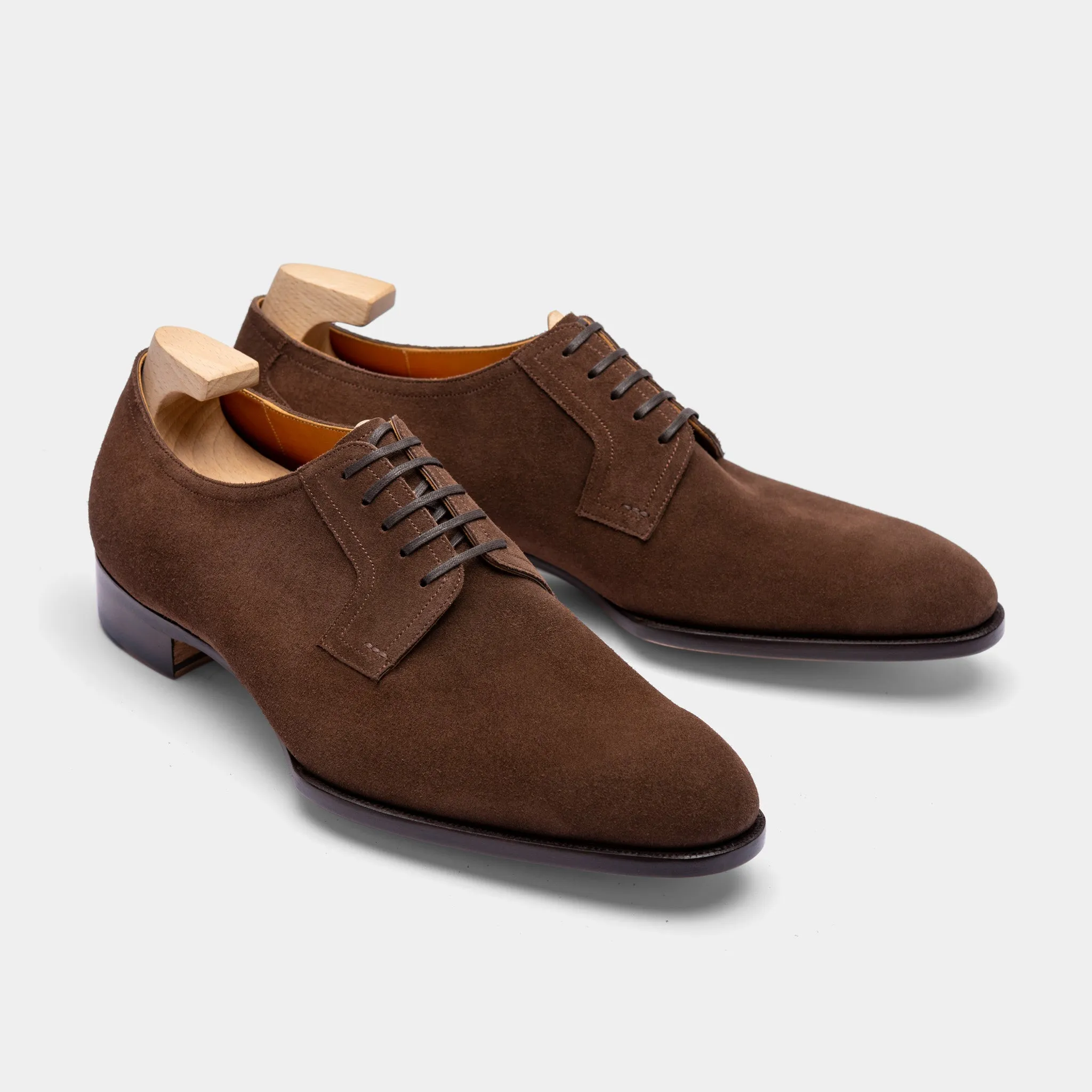 Raj Singhs Brown Suede 5-Eyelet Derby – Handcrafted Italian Leather Elegance
