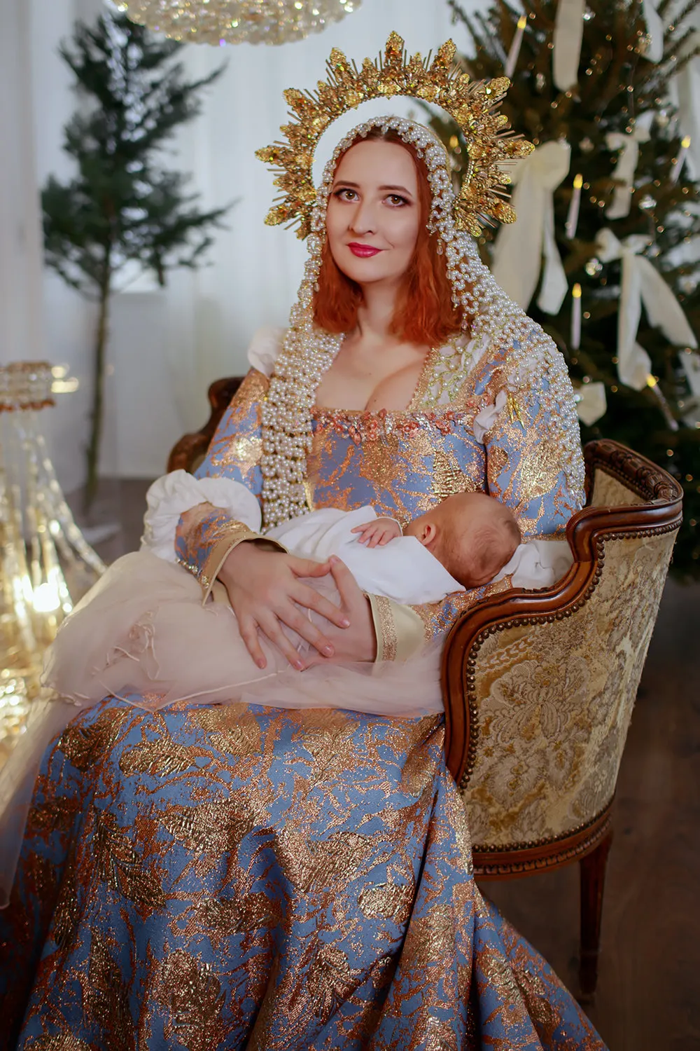 Renaissance Elegance Gown, Italian 16th Century-Inspired Corset Dress