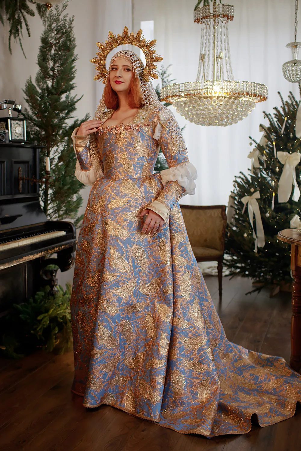Renaissance Elegance Gown, Italian 16th Century-Inspired Corset Dress