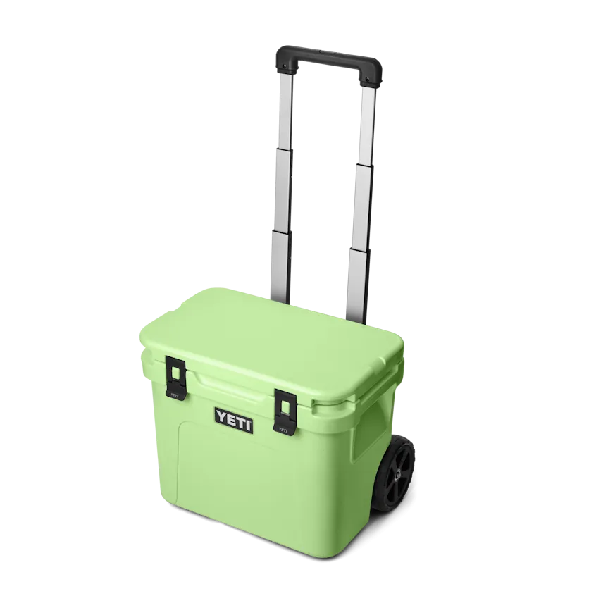 Roadie 32oz Wheeled Cooler