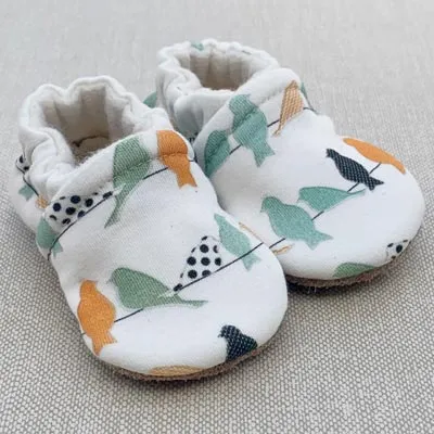 Snow and Arrow Cotton Knit Slippers - Birds on a Line
