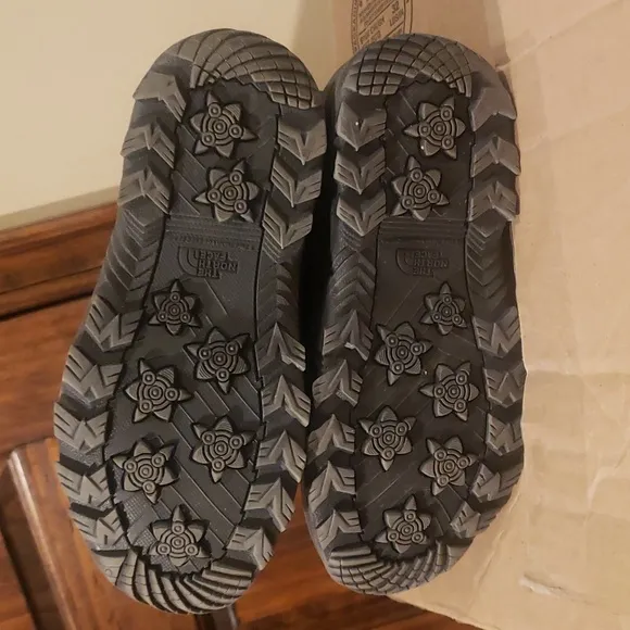 THE NORTH FACE THERMOBALL SHELLISTA BOOTs GIRLS 4