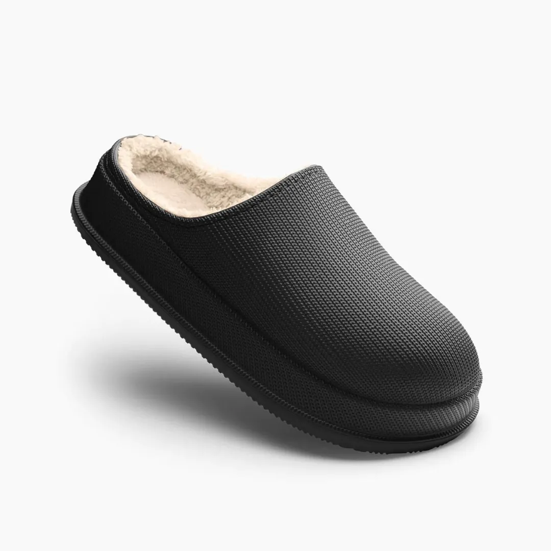 THE SNUGGI SLIPPERS