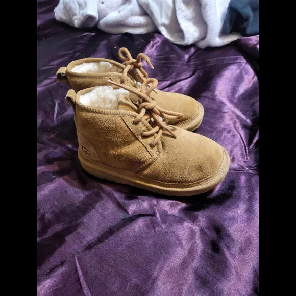 UGG 1094269 Kids  Boots - Size 13 - Brown