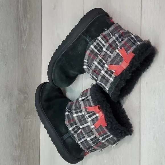 Ugg Australia Big Kids Elloise Girls Short Boots Sheepskin Leather shoes sz 3