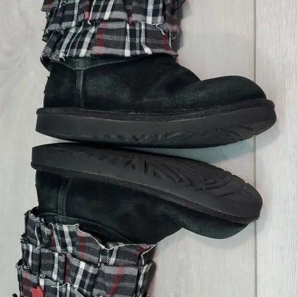 Ugg Australia Big Kids Elloise Girls Short Boots Sheepskin Leather shoes sz 3