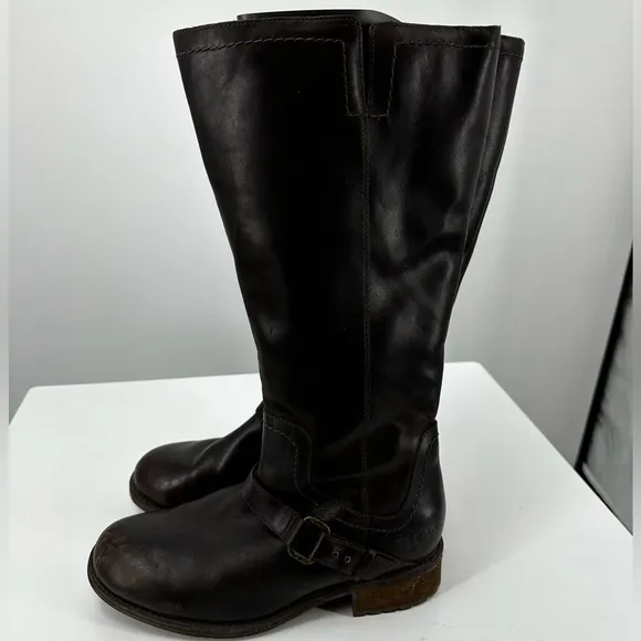 UGG Australia Dahlen Stout Tall Leather Fully Lined Boots Size 9 Style 1006043