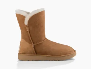 UGG Australia Women's Classic Cuff Short | Chestnut