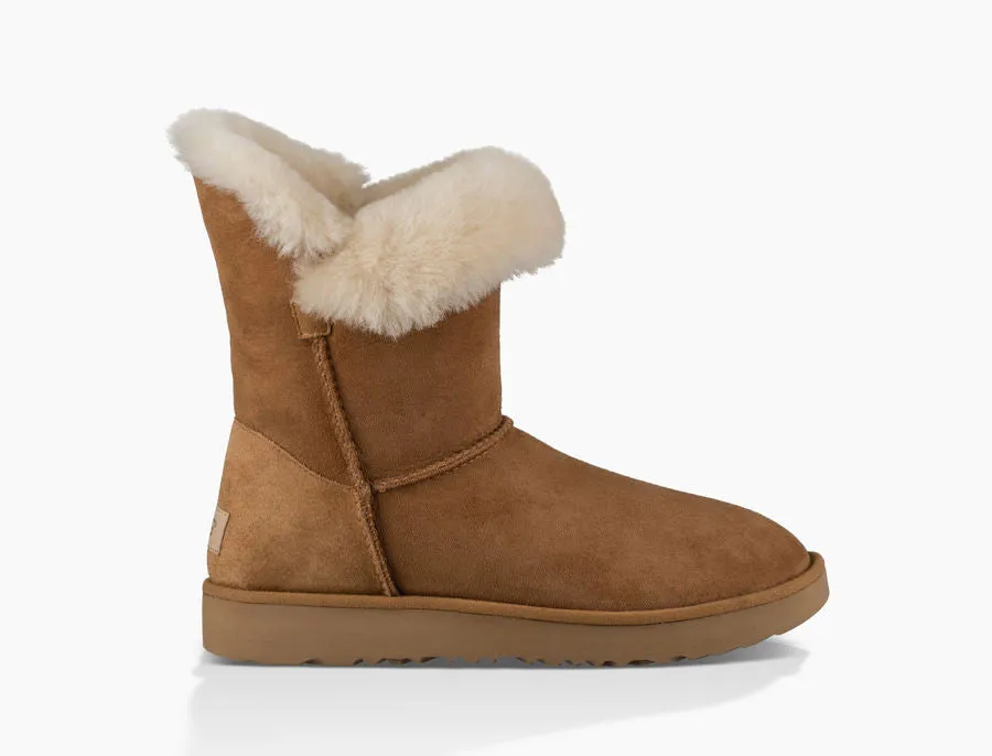 UGG Australia Women's Classic Cuff Short | Chestnut
